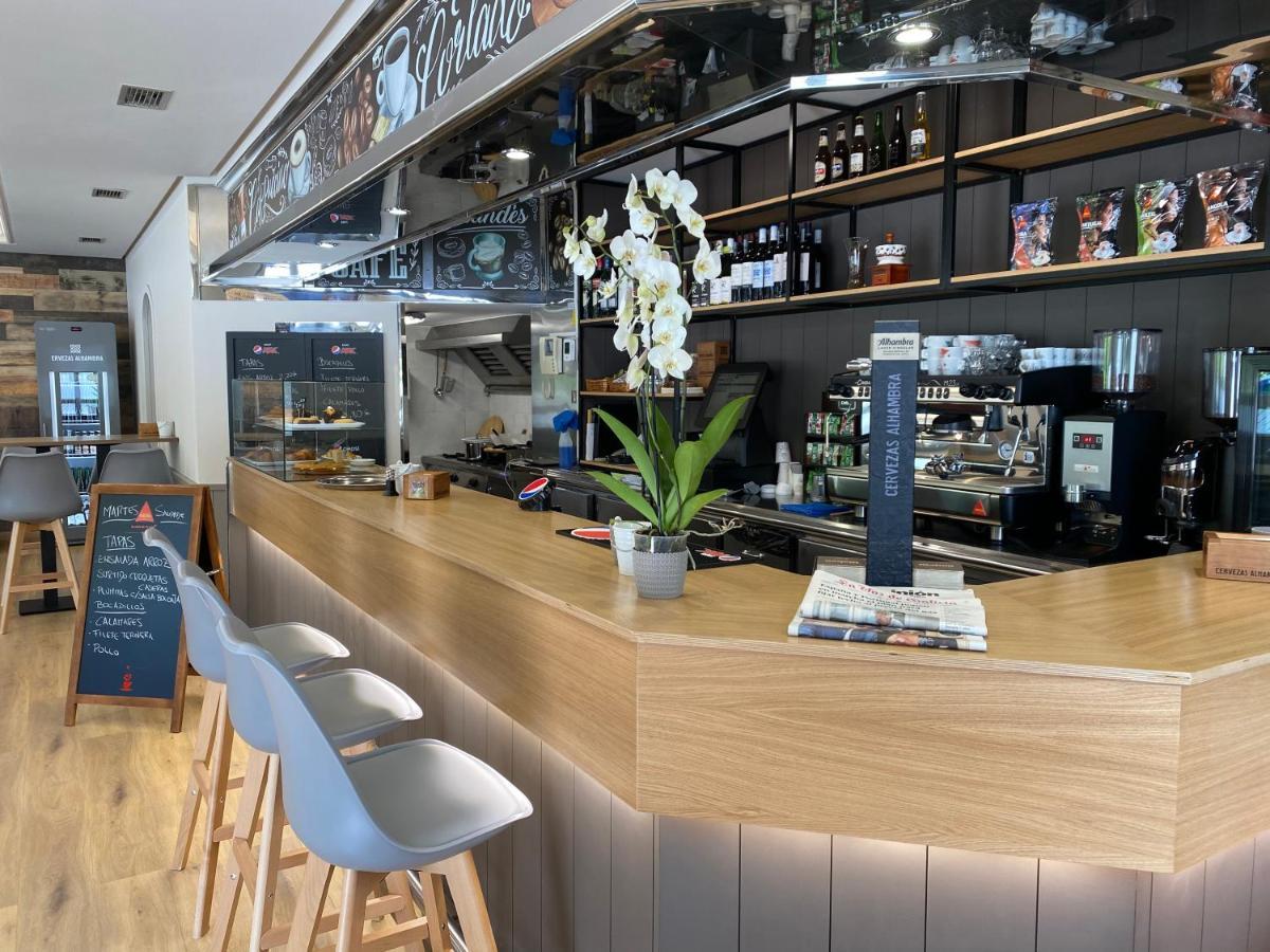 Saudade Hostal Cafeteria A Coruña Kültér fotó